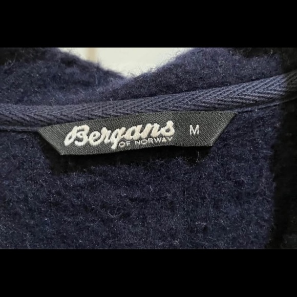 Women’s medium wool jacket Bergan’s of Norway wool coat - dark blue - Picture 10 of 16